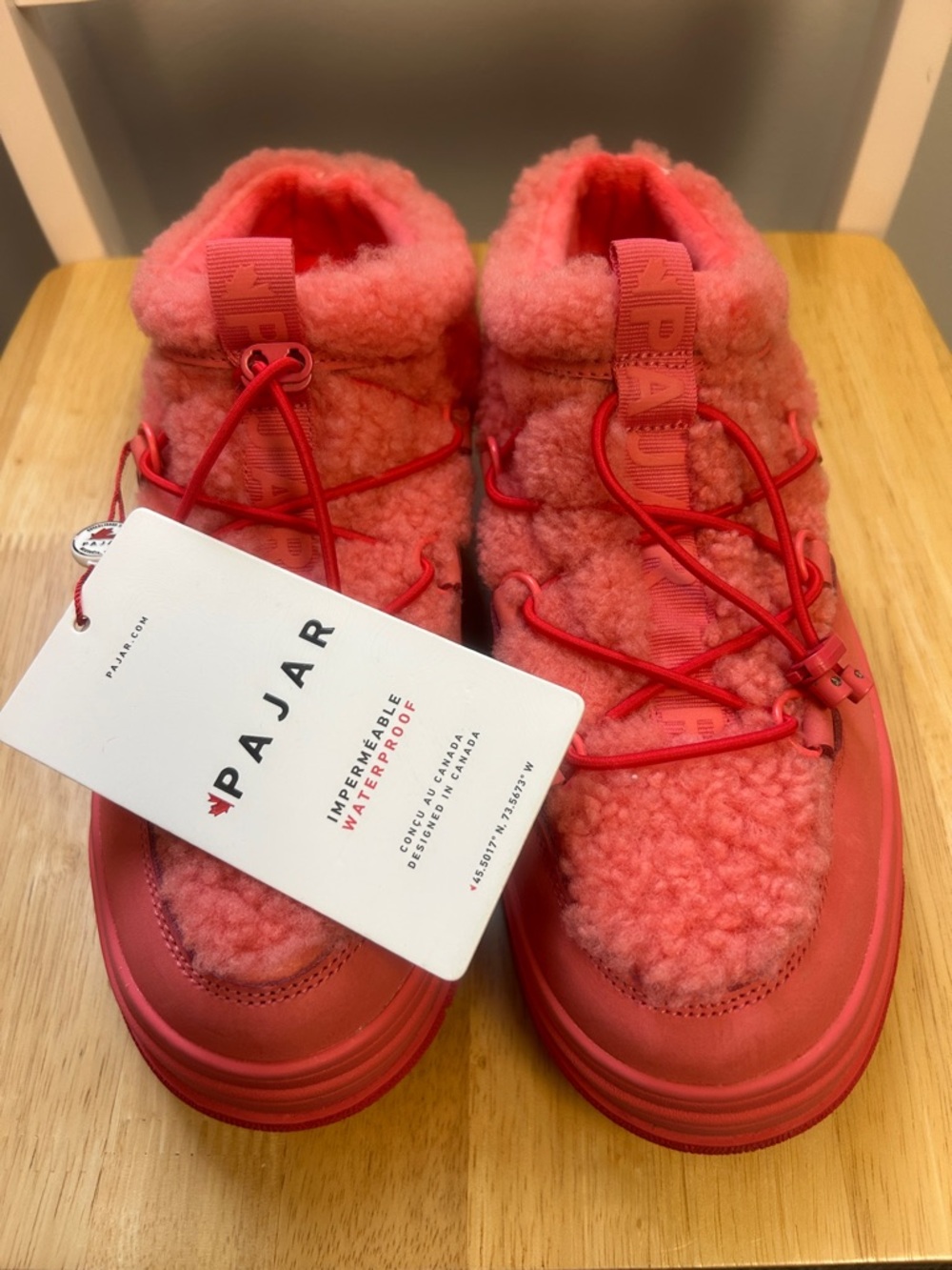 NWT Pajar Canada Jules Women’s Waterproof Sneaker Coral Mule Size 10